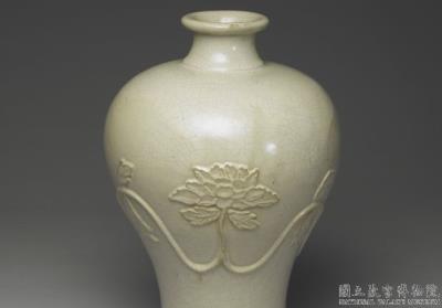 图片[2]-Meiping vase with applied twined peony motifs, Shiwan ware, cream-colored glaze-China Archive